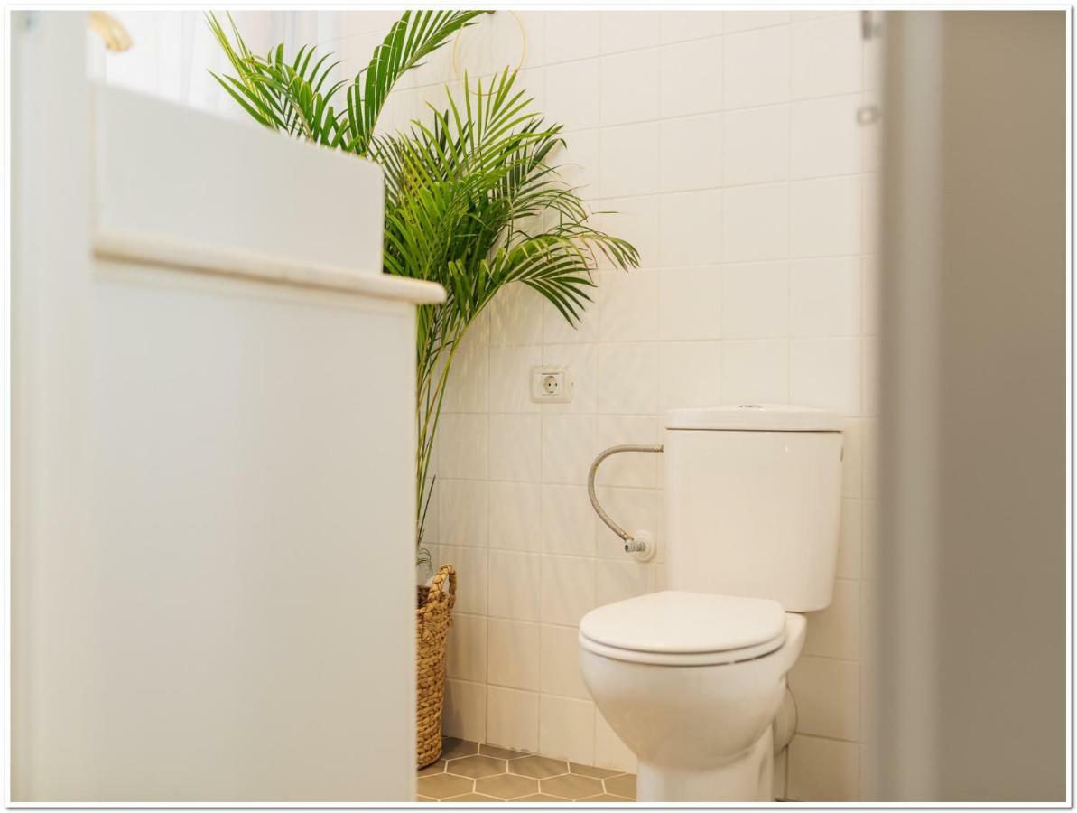 Old Town Cosy Studio بوخارست المظهر الخارجي الصورة