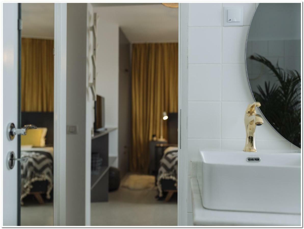 Old Town Cosy Studio بوخارست المظهر الخارجي الصورة